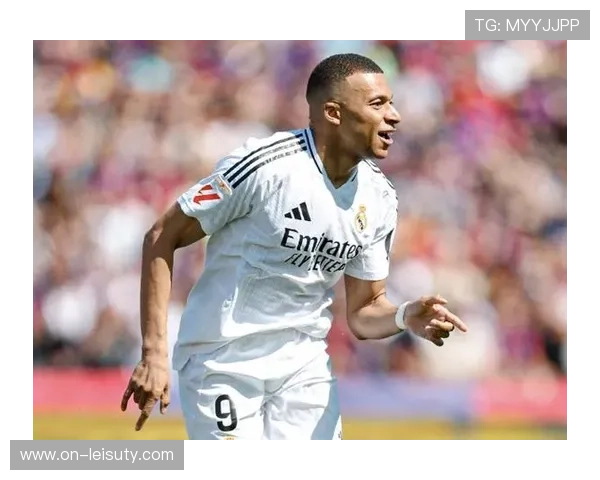 姆巴佩距皇马百球还差18粒,本赛季已为球队贡献关键进球 姆巴佩距皇马百球还差18粒,本赛季已为球队贡献关键进球